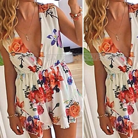 V neck floral jumpsuit/romper