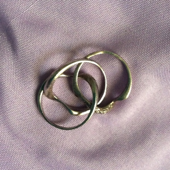 Three Piece Ring - Picture 4 of 4