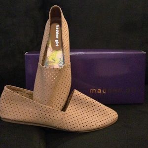 Madden Girl Nude Flats