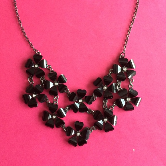 NWT black floral statement necklace - Picture 2 of 3