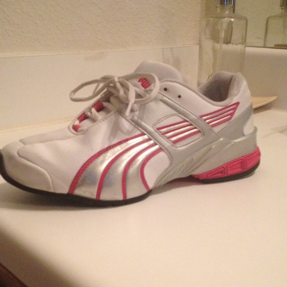Puma Shoes - Shoes