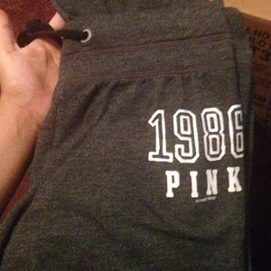 VICTORIAS SECRET TIGHT FITTING SWEATPANTS