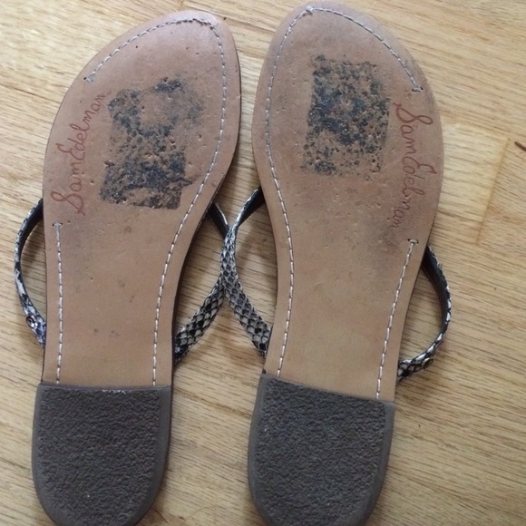 🚫SOLD🚫Sam Edelman Python flip flops - Picture 2 of 3