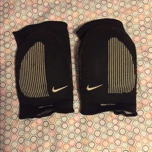 Nike Volleyball Knee Pads