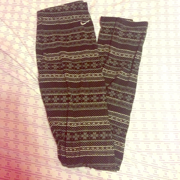 NIKE tights