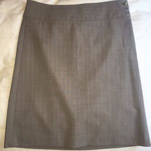 The "perfect travel" skirt gray sz 0
