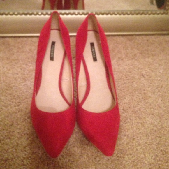 Forever 21 pumps - Picture 2 of 3