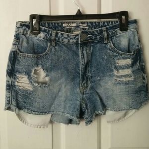 High waisted destroyed acid wash denim shorts