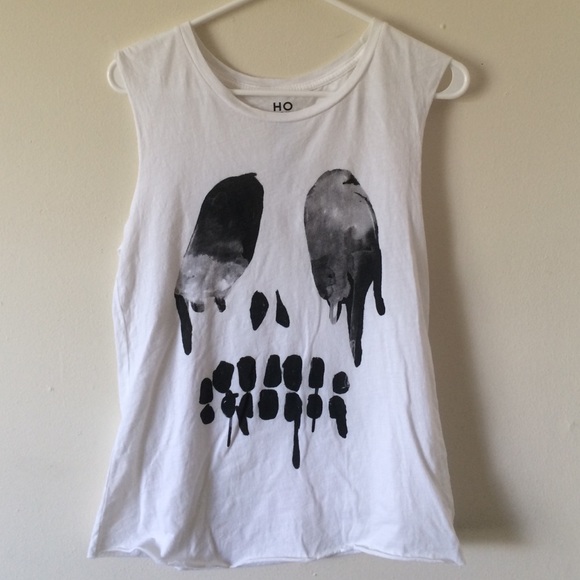 Urban Outfitters Tops - ❌SOLD IN BUNDLE❌Dripping Skull Muscle Tee