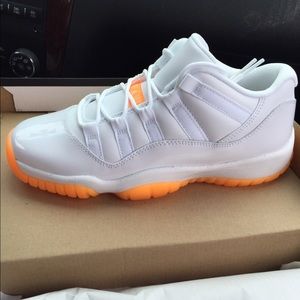 Air Jordan Retro 11 Citrus
