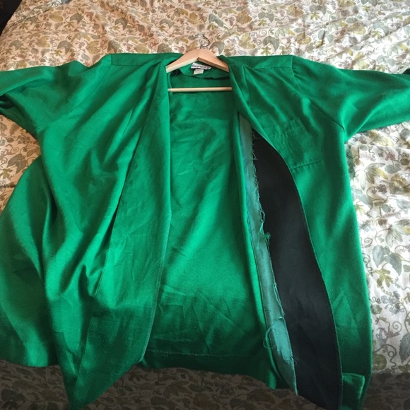 Gorgeous Green Light Coat - Picture 4 of 4