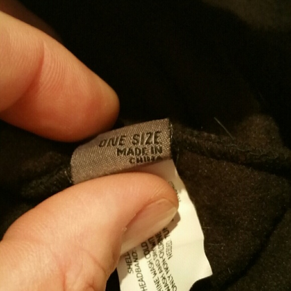 Black beanie - Picture 2 of 2