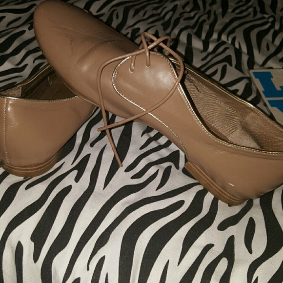 Shoes - Picture 2 of 2