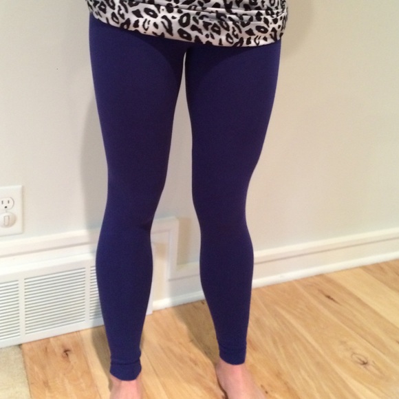 Dark purple leggings