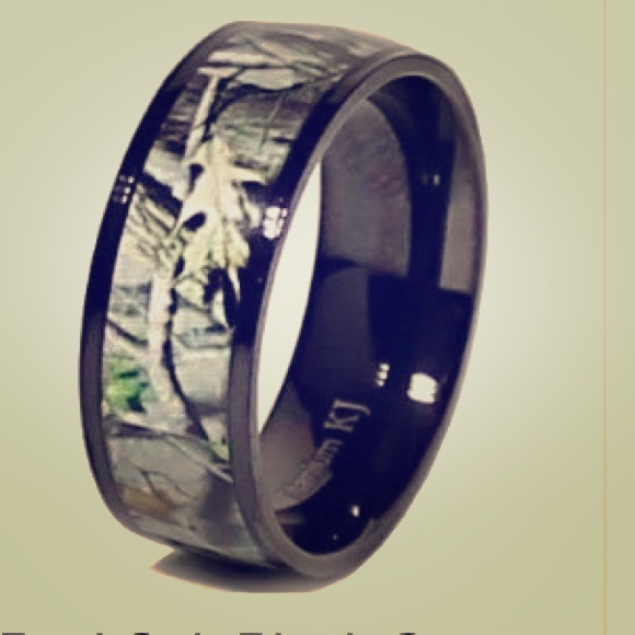 Camo and black unisex band
