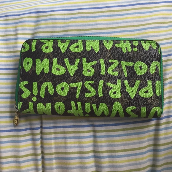 Louis Vuitton Wallet