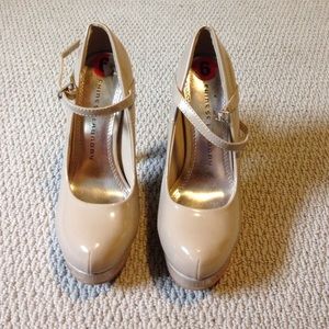 Chinese Laundry stiletto pumps