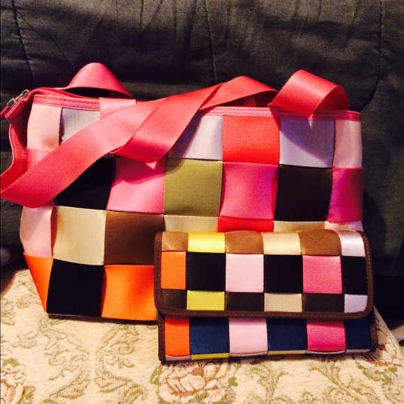 Seatbelt purse & wallet