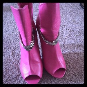 Pink shoes
