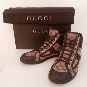 🎁SOLD🎁 Gucci Logo High Top Trainers