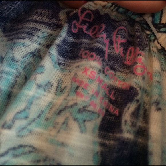 { Lilly Pulitzer top } - Picture 3 of 3
