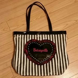Betseyville by Betsey Johnson oversized bag