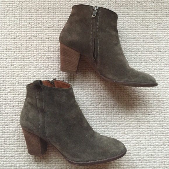 Madewell leather ankle booties
