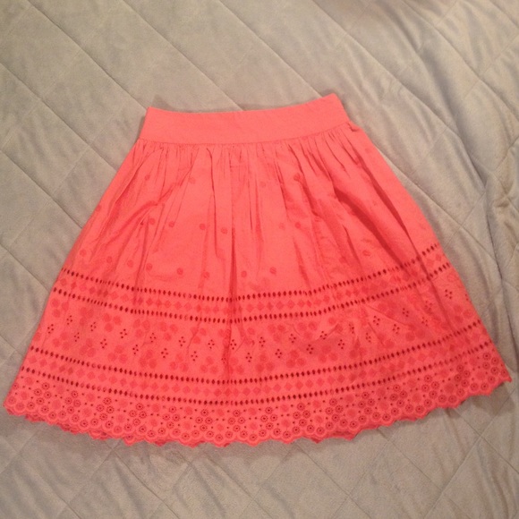 Anthropologie pink skirt with cutouts sz small