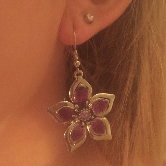 Earrings - Picture 2 of 2