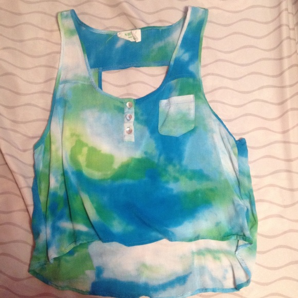 Crop top