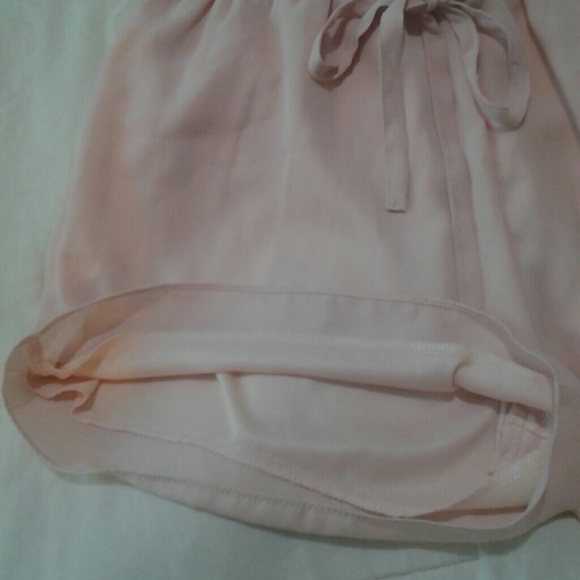 Shorts - Picture 2 of 3