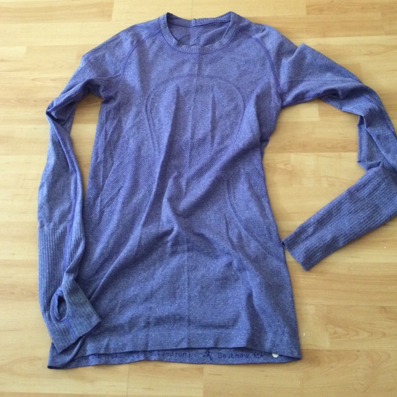 Lululemon long sleeve active wear