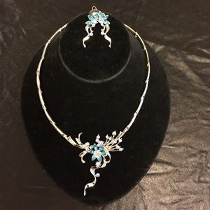 Designed blue crystal necklace and earrings set