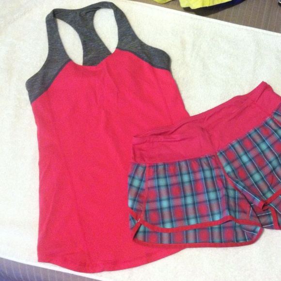 Lululemon Speed Shorts and tank top