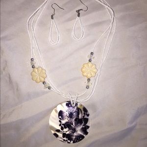 Necklace ear ring set