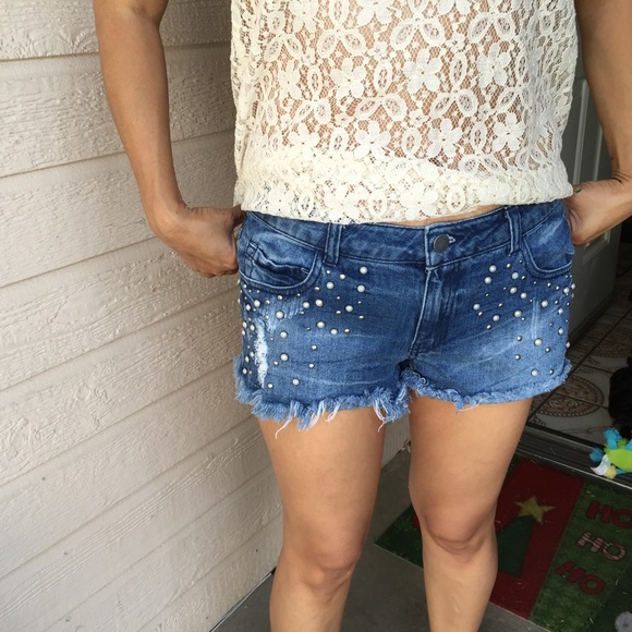 Shorts - Picture 2 of 2