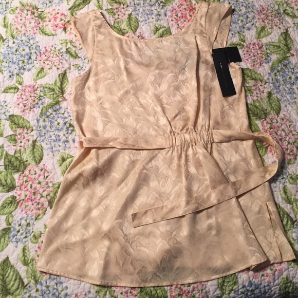 Marc Jacobs 100% Silk Cream top