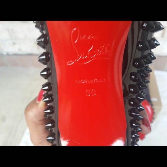 SOLD!! Christian Louboutin Pigalle Follies Spike - Picture 3 of 4