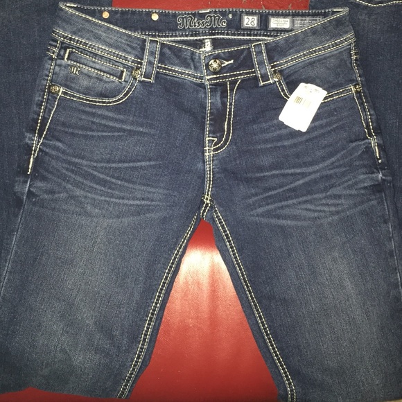 Miss Me bootcut jeans w "red rust" colored designs - Picture 4 of 4