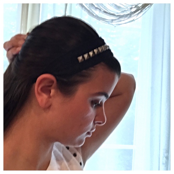 Studded Head 💀👽 - Picture 3 of 3