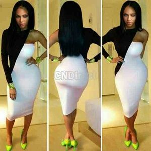 ????Black/White One shoulder Dress????