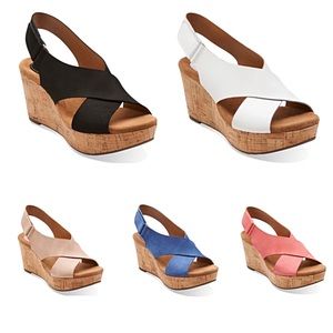 Caslynn Shae in Black, Salmon, White, Tan, & Blue!