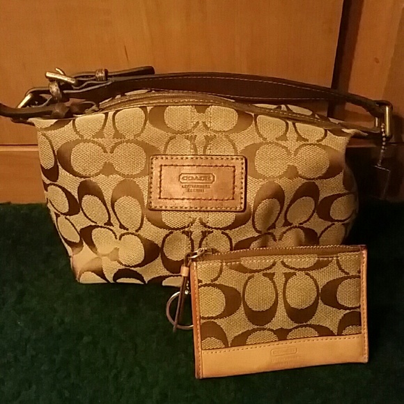 Authentic coach small bag w/ matching card wallet
