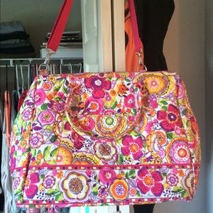 VERA BRADLEY OVERSIZED BAG NEW