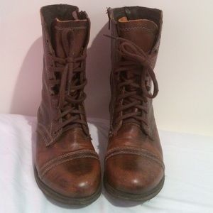 never worn brown Steve Madden troopa boots