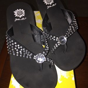 Yellow Box size 8 sandals
