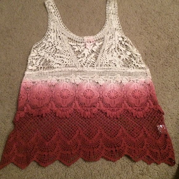Lace ombré tank top