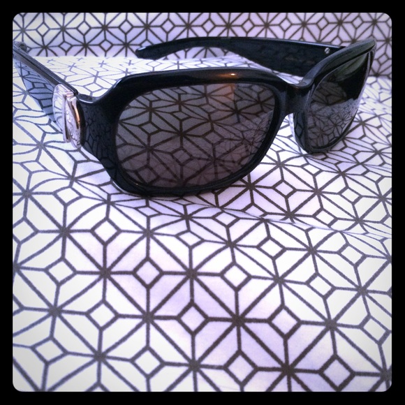 Marc Jacobs Accessories - Marc Jacobs Sunglasses Black