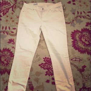 Gap Jeans- white