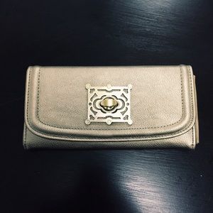 UO | Kimchi blue wallet